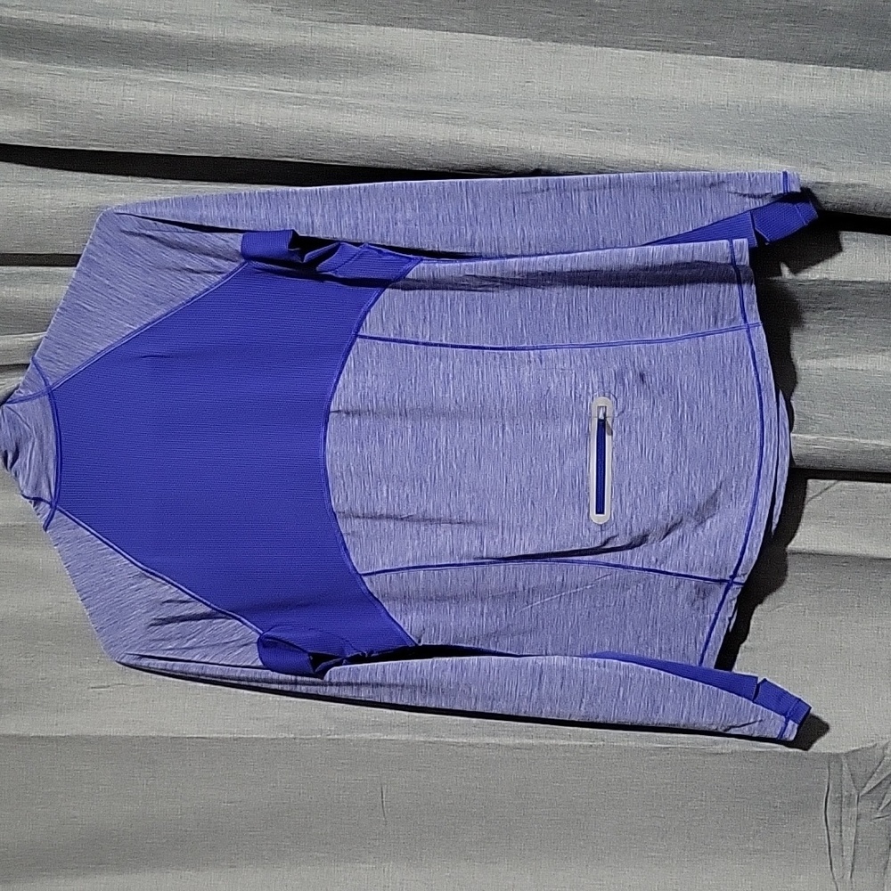 Athleta Forerunner Half Zip Top. Small - image 5